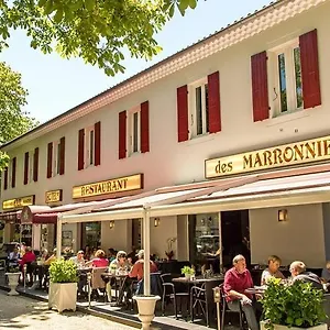 Les Marronniers Hotel